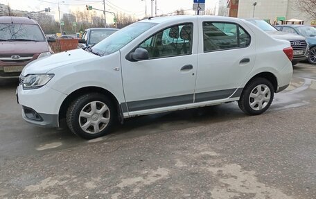 Renault Logan II, 2018 год, 590 000 рублей, 5 фотография