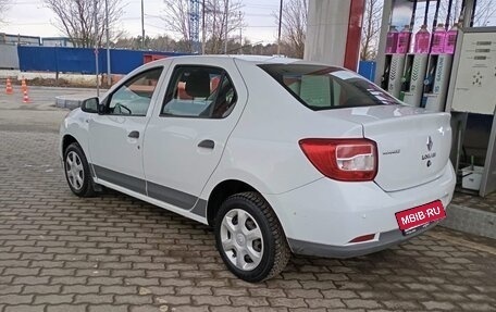 Renault Logan II, 2018 год, 590 000 рублей, 7 фотография
