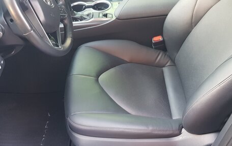 Toyota Camry, 2021 год, 3 600 000 рублей, 12 фотография