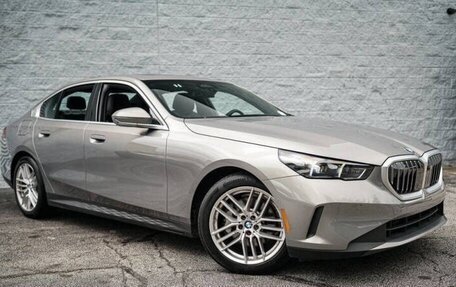 BMW 5 серия, 2024 год, 8 680 000 рублей, 2 фотография