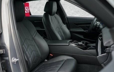 BMW 5 серия, 2024 год, 8 680 000 рублей, 12 фотография