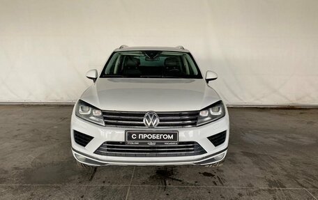 Volkswagen Touareg III, 2015 год, 2 617 000 рублей, 2 фотография