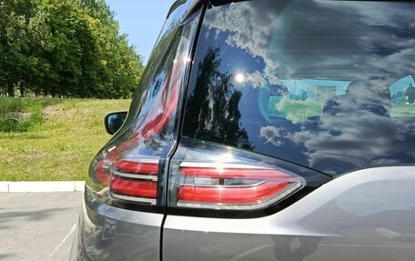 Renault Espace V рестайлинг, 2015 год, 1 736 800 рублей, 9 фотография
