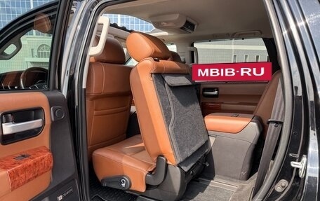 Toyota Sequoia II рестайлинг, 2018 год, 15 000 000 рублей, 35 фотография