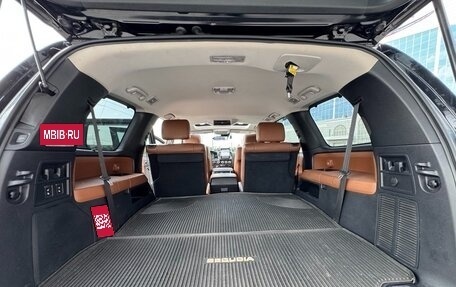 Toyota Sequoia II рестайлинг, 2018 год, 15 000 000 рублей, 37 фотография