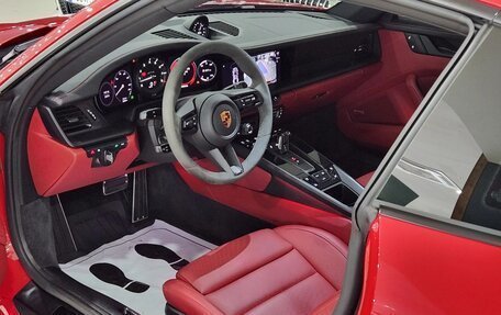 Porsche 911, 2022 год, 13 400 000 рублей, 6 фотография