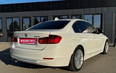 BMW 3 серия, 2013 год, 2 000 000 рублей, 9 фотография