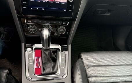 Volkswagen Passat B8 рестайлинг, 2019 год, 2 100 000 рублей, 15 фотография
