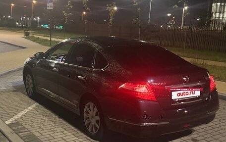 Nissan Teana, 2010 год, 900 000 рублей, 2 фотография