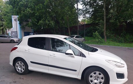 Peugeot 308 II, 2011 год, 565 000 рублей, 2 фотография