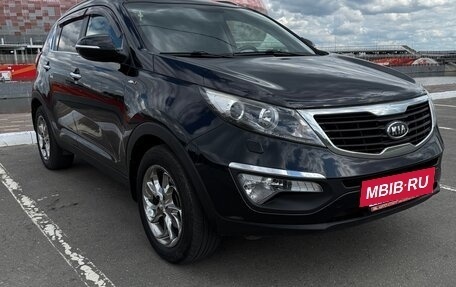 KIA Sportage III, 2010 год, 1 300 000 рублей, 2 фотография