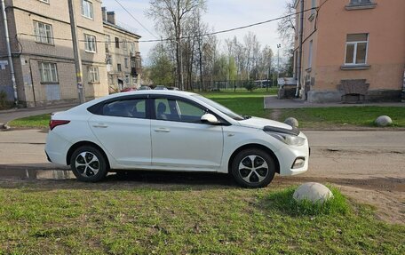 Hyundai Solaris II рестайлинг, 2019 год, 840 000 рублей, 9 фотография