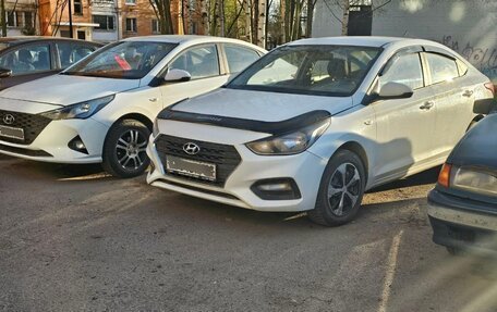 Hyundai Solaris II рестайлинг, 2019 год, 840 000 рублей, 15 фотография