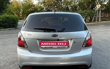 KIA Rio II, 2010 год, 600 000 рублей, 4 фотография