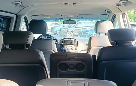 Hyundai Grand Starex Grand Starex I рестайлинг 2, 2010 год, 1 300 000 рублей, 4 фотография