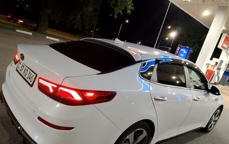 KIA Optima IV, 2020 год, 1 790 000 рублей, 2 фотография