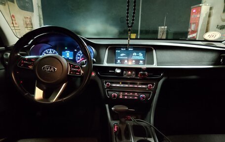 KIA Optima IV, 2020 год, 1 790 000 рублей, 14 фотография
