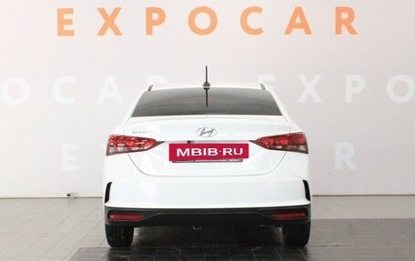 Hyundai Solaris II рестайлинг, 2021 год, 1 640 000 рублей, 6 фотография