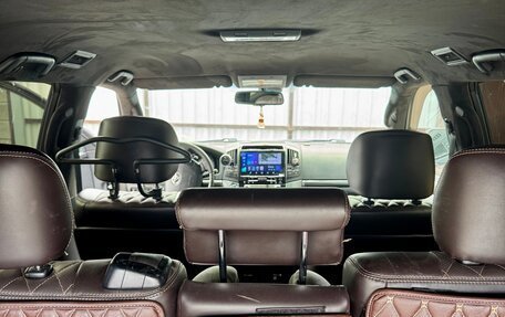 Toyota Land Cruiser 200, 2012 год, 4 000 000 рублей, 16 фотография
