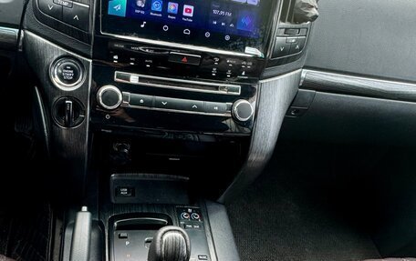 Toyota Land Cruiser 200, 2012 год, 4 000 000 рублей, 22 фотография
