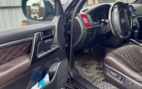 Toyota Land Cruiser 200, 2012 год, 4 000 000 рублей, 19 фотография
