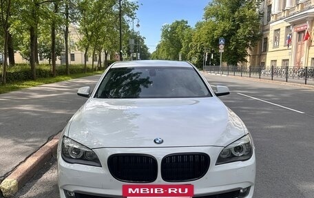 BMW 7 серия, 2011 год, 1 700 000 рублей, 2 фотография