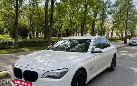 BMW 7 серия, 2011 год, 1 700 000 рублей, 3 фотография