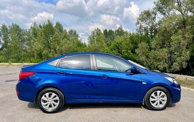 Hyundai Solaris II рестайлинг, 2011 год, 800 000 рублей, 1 фотография