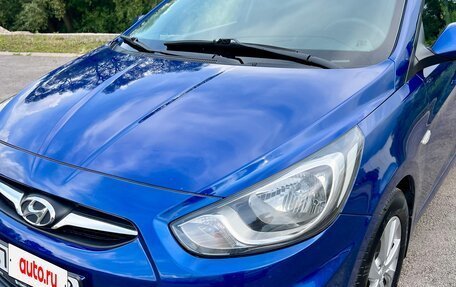 Hyundai Solaris II рестайлинг, 2011 год, 800 000 рублей, 11 фотография
