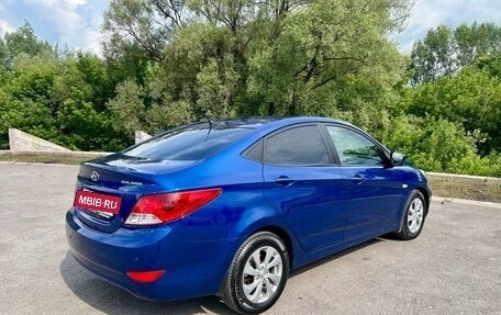 Hyundai Solaris II рестайлинг, 2011 год, 800 000 рублей, 2 фотография
