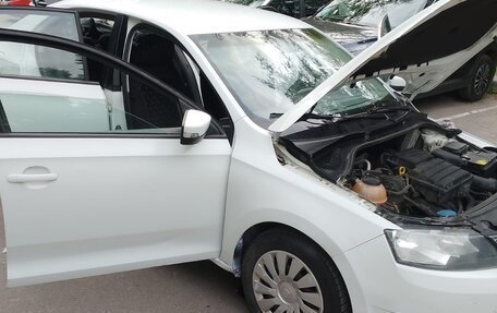 Skoda Rapid I, 2018 год, 600 000 рублей, 6 фотография