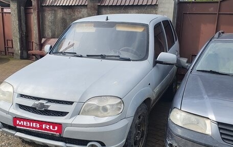 Chevrolet Niva I рестайлинг, 2012 год, 350 000 рублей, 3 фотография