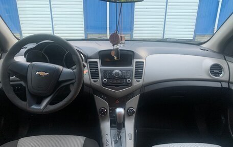 Chevrolet Cruze II, 2012 год, 675 000 рублей, 5 фотография