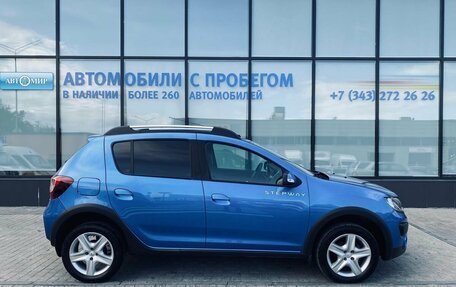 Renault Sandero II рестайлинг, 2018 год, 1 240 000 рублей, 6 фотография