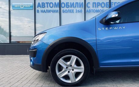 Renault Sandero II рестайлинг, 2018 год, 1 240 000 рублей, 20 фотография