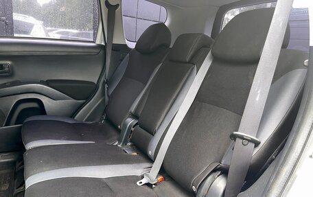 Mitsubishi Outlander III рестайлинг 3, 2010 год, 1 149 000 рублей, 21 фотография