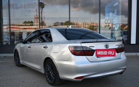 Toyota Camry, 2015 год, 1 577 000 рублей, 7 фотография