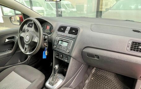 Volkswagen Polo VI (EU Market), 2013 год, 750 000 рублей, 10 фотография