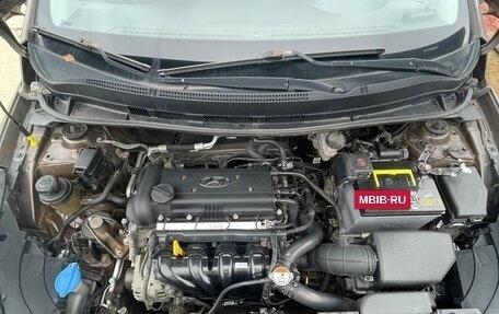 Hyundai Solaris II рестайлинг, 2015 год, 1 050 000 рублей, 14 фотография