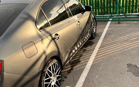 Skoda Rapid I, 2014 год, 1 050 000 рублей, 4 фотография