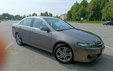 Honda Accord VII рестайлинг, 2007 год, 750 000 рублей, 1 фотография