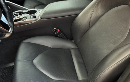 Toyota Camry, 2020 год, 2 890 000 рублей, 7 фотография
