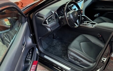 Toyota Camry, 2020 год, 2 890 000 рублей, 6 фотография