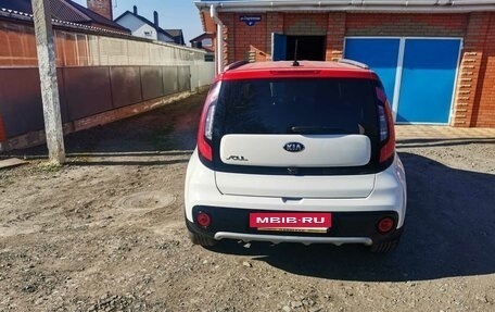 KIA Soul II рестайлинг, 2018 год, 2 200 000 рублей, 4 фотография