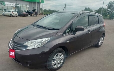 Nissan Note II рестайлинг, 2014 год, 900 000 рублей, 14 фотография