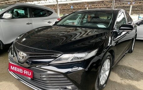 Toyota Camry, 2019 год, 2 320 000 рублей, 2 фотография