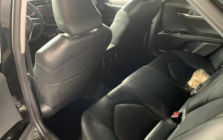 Toyota Camry, 2019 год, 2 320 000 рублей, 11 фотография