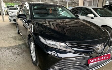 Toyota Camry, 2019 год, 2 320 000 рублей, 4 фотография