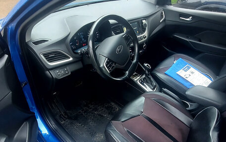Hyundai Solaris II рестайлинг, 2017 год, 1 400 000 рублей, 5 фотография