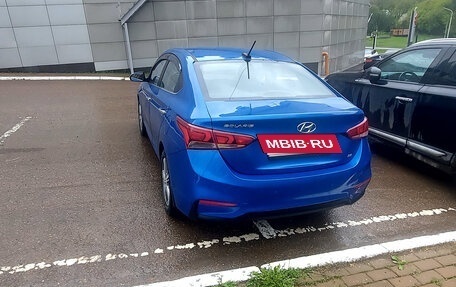 Hyundai Solaris II рестайлинг, 2017 год, 1 400 000 рублей, 3 фотография